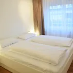Gemütliches 2-Zimmer-Appartement mit Balkon Richtung Süden.