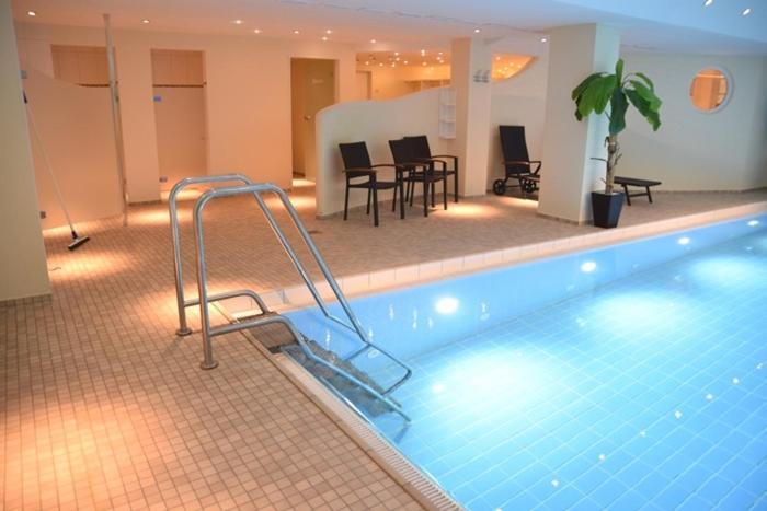 Apartment Gemütliches 2-zimmer-appartement Mit Balkon Richtung Süden. *
